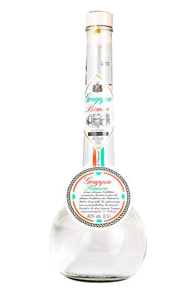 Grappa Bianca in der Grappaflasche